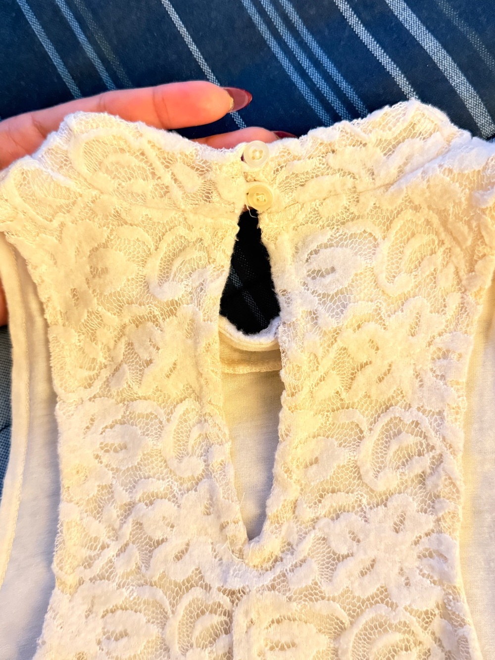 Hollister Cream Lace Sleeveless Camisole - Picture 5 of 6